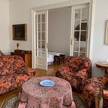 Libra Grande Venetian Style Apartment Budapest Eksteriør bilde