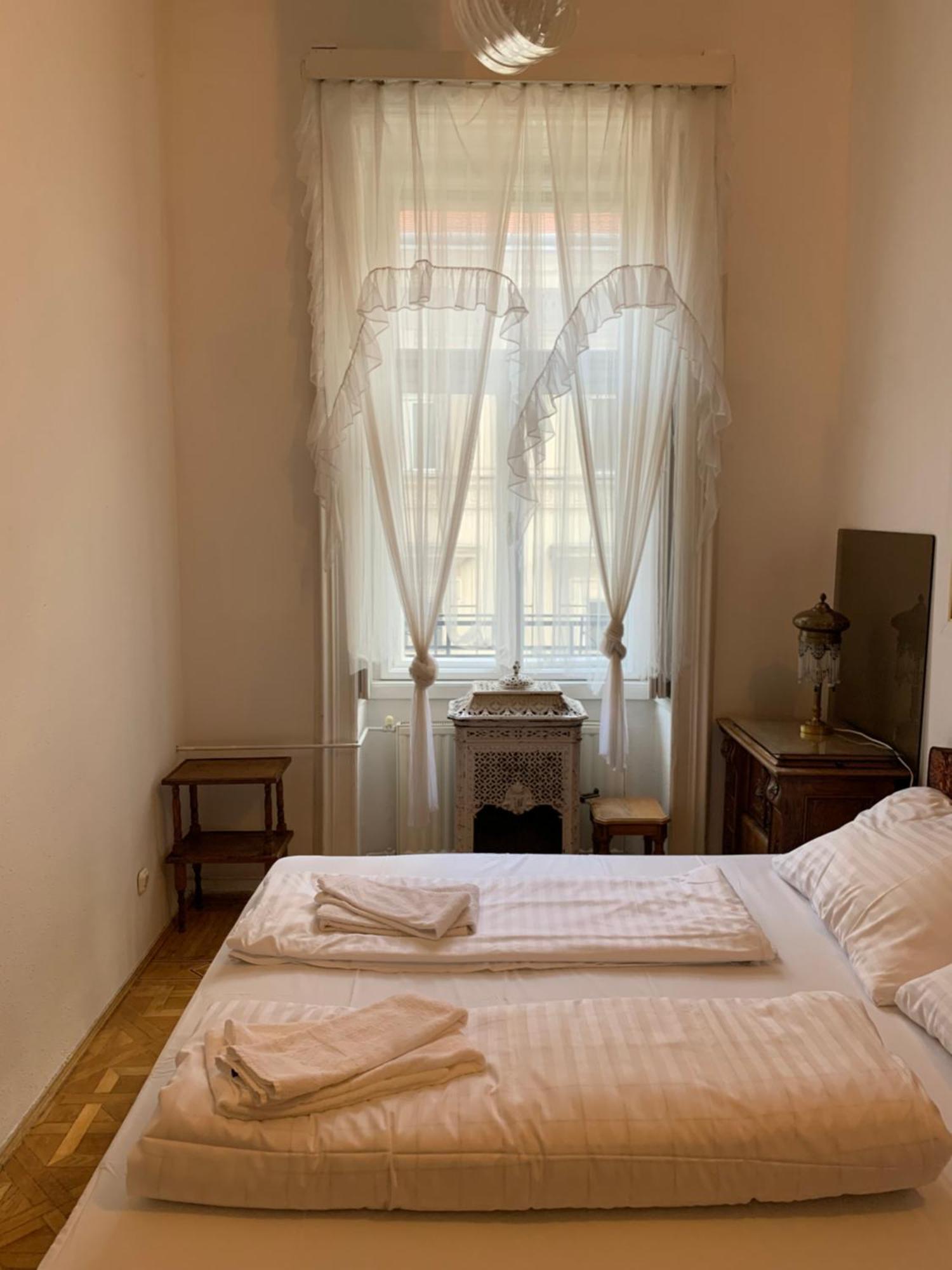Libra Grande Venetian Style Apartment Budapest Eksteriør bilde